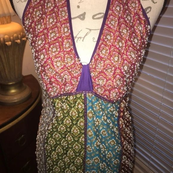 COPY - BEAUTIFUL BEADED HALTER DRESS - Picture 4 of 5